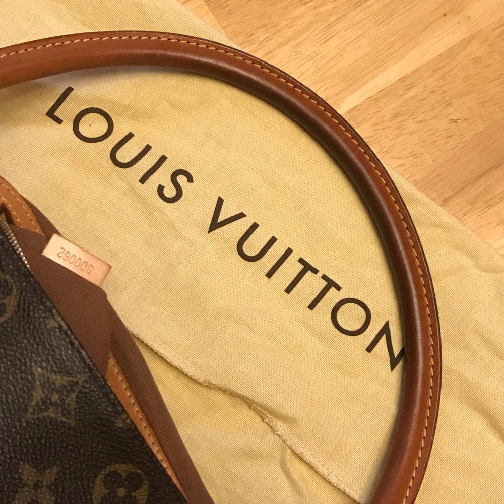 Louis Vuitton Looping bag PM. Final price!